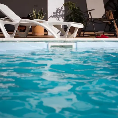 Casa Carmen Casa Rural Con Piscina Climatizada * El Batan (Caceres)